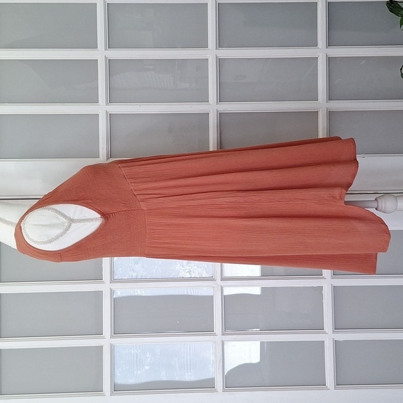 Knox Rose Sleeveless Smocked Button-Front Dress - Picture 6 of 14